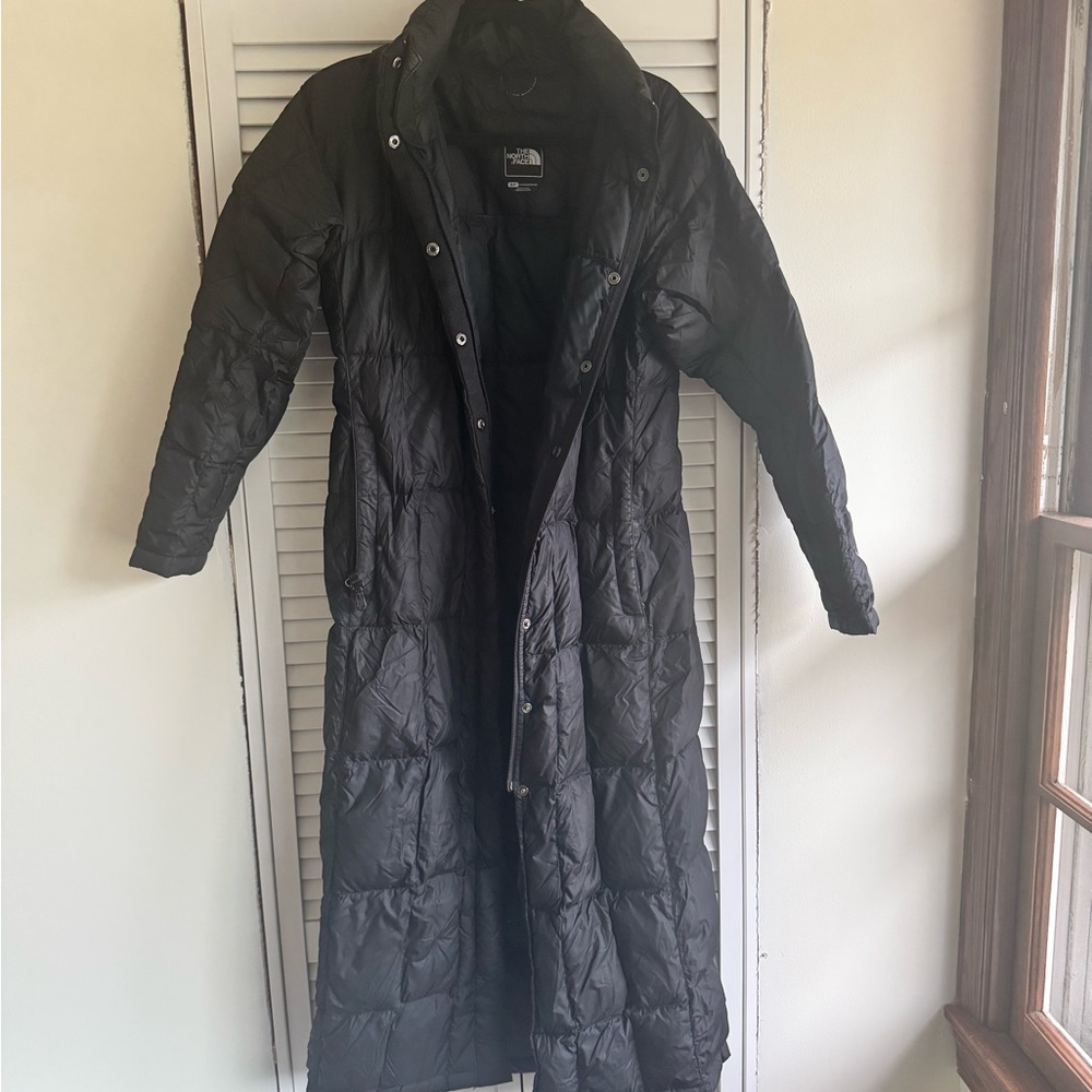 North face long calf length 700 down black winter coat- Size Small